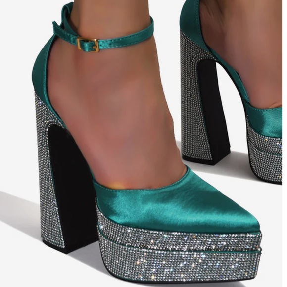Dance Club Party Heel RARE SOLD OUT - Cape Robin 8.5 -Turquoise Rhinestone Heels - Picture 2 of 10